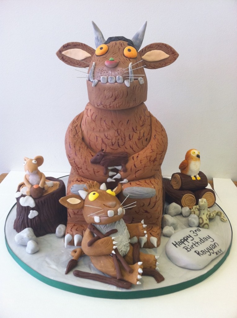 Gruffalo birthday cake