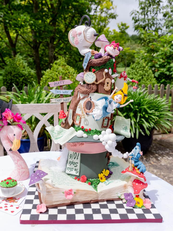 Alice in Wonderland themed cake