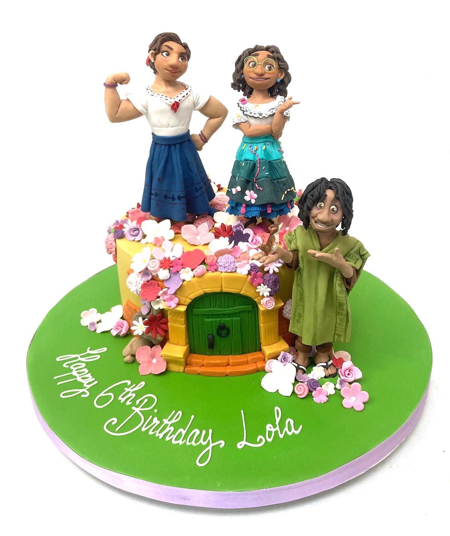 Publix Disney Encanto Cake 71