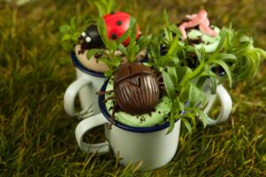 Cute tins cups look amazing and are from any outdoor shop