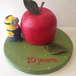 Minion Big Apple cake