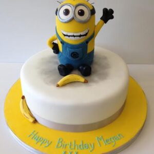 Minion cake