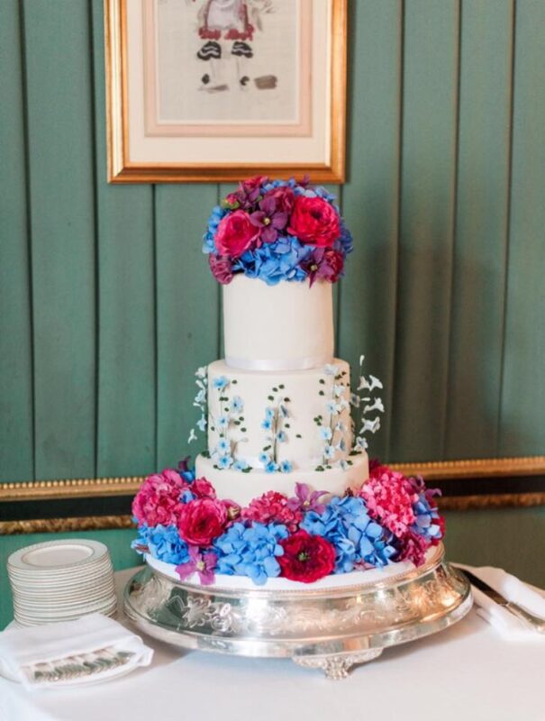 Traditional Wedding Cakes Delivered in London Cakes by Robin