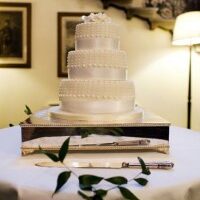 Caroline and Richard wedding cake