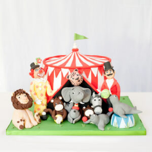 circus dessert table