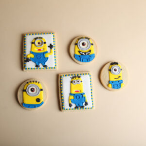 despicable-me-minion-cookies