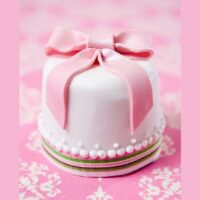 miniature cakes