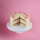 Patisserie cake jam sponge