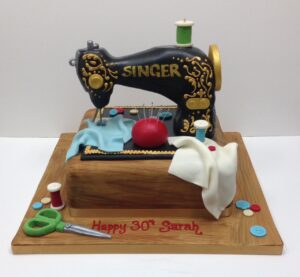 Sewing machine birthday cake Singer sewing machine cake